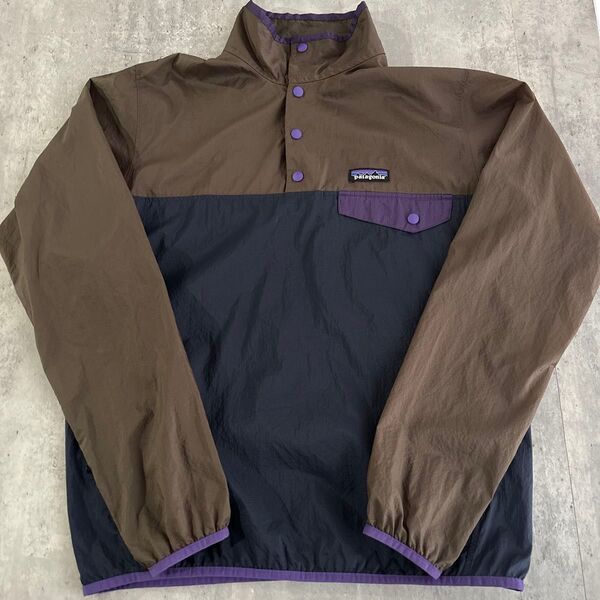 patagonia プルオーバー XS メンズフーディニ・スナップT