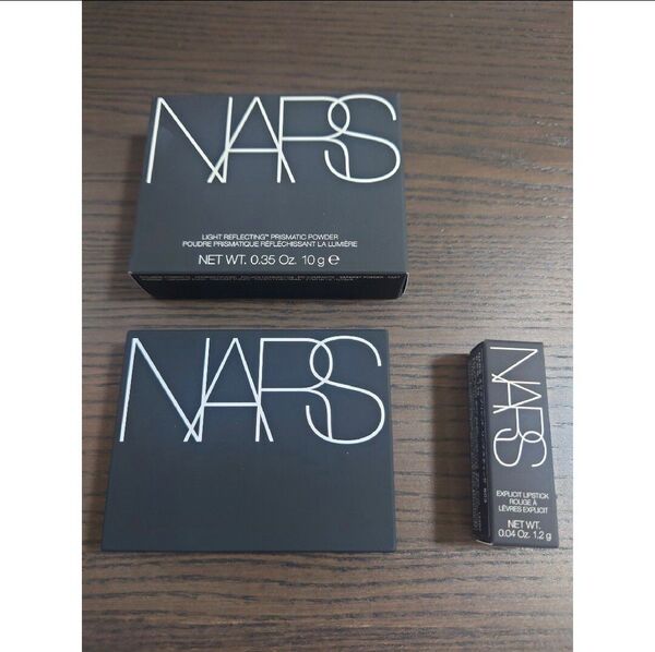 NARS ライトリフレクティング プリズマティックパウダー