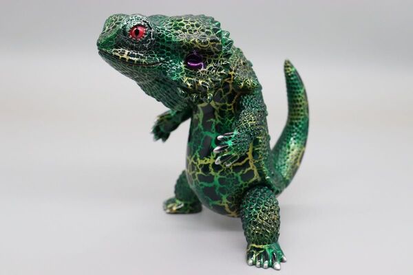 ペインターネット ソフビフィギュア フトアゴン メデューサカラー
