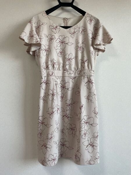 PROPORTION BODY DRESSING 花柄ワンピース フリル袖 ピンクベージュ