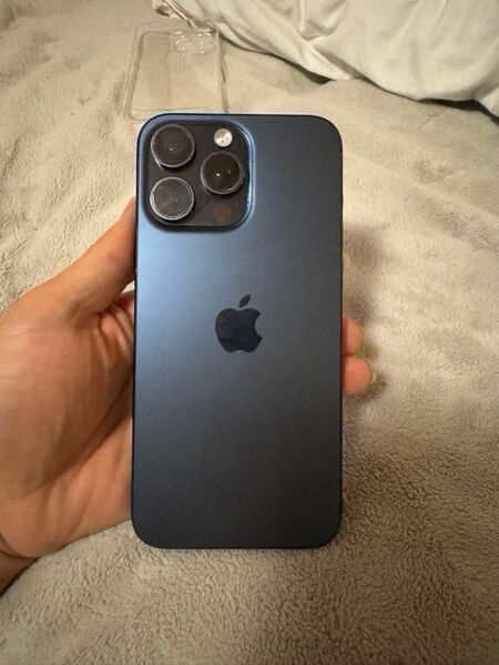 アメリカ版 Apple iPhone 15 Pro Max 256GB ,美品, バッテリーは100%,SIMフリー