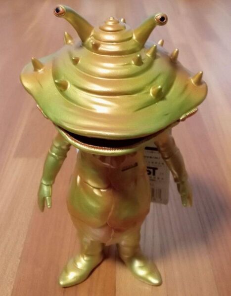 バンダイ ウルトラ怪獣シリーズSP カネゴン ラッキーゴールドカラー タグ付き ウルトラQ