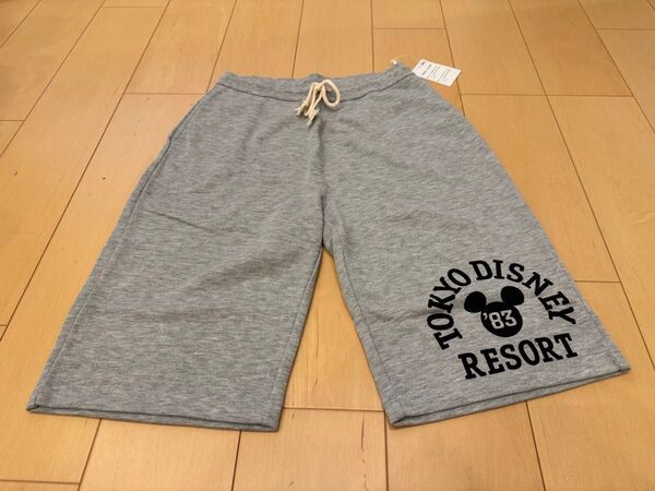 新品 未使用 Mサイズ 東京ディズニーリゾート ハーフパンツ グレー ミッキー カレッジ スウェット 半ズボン ショートパンツ