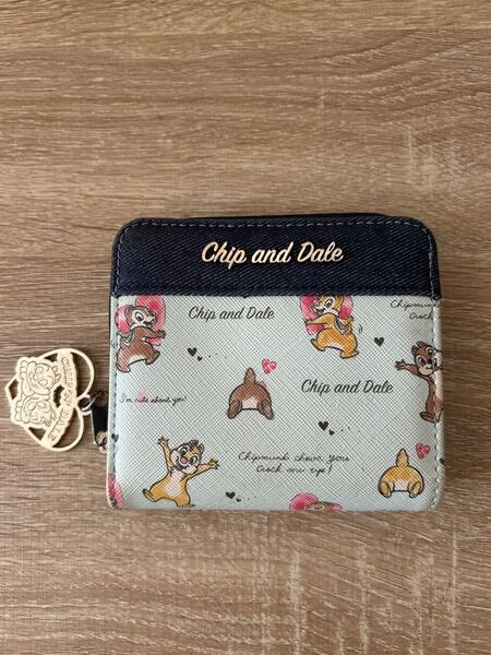 ディズニー 財布 チップとデール
