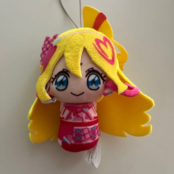 キミとアイドルプリキュア キュアアイドル ぬいぐるみ