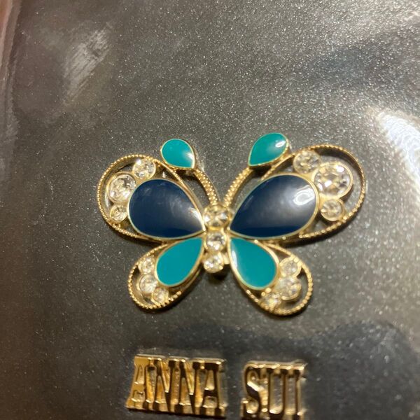 【新品未使用】ANNA SUI マルチケース 蝶モチーフ スマホショルダー