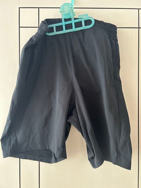 ユニクロ ハーフパンツ 黒 M メンズ ショートパンツ UNIQLO