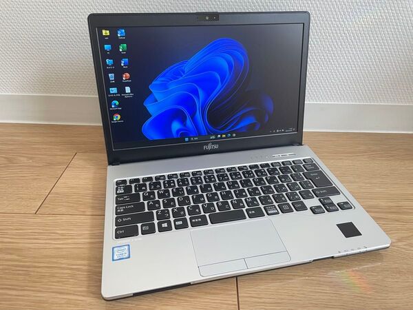 FUJITSU 富士通 LIFEBOOK FHD液晶 Core i5-8350U m.2 SSD 256GB Office