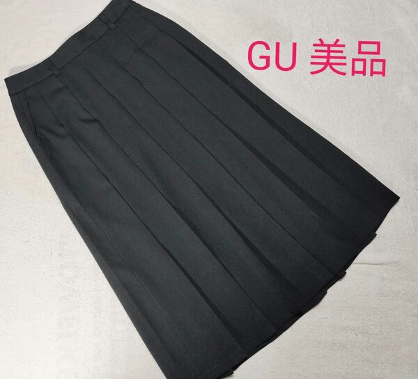 GU 黒プリーツスカート M(W66)サイズ