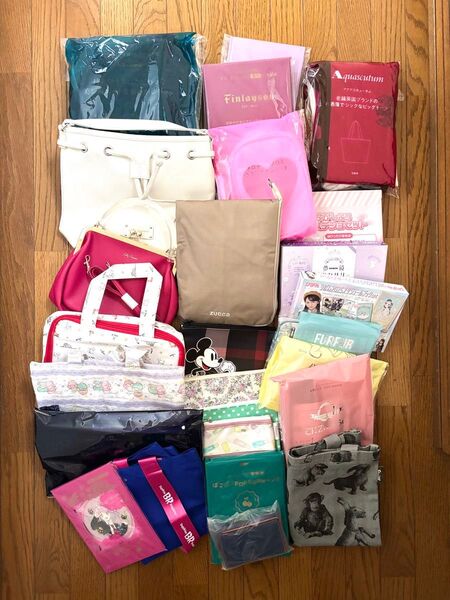 【ジャンク品】付録バッグ、ポーチ、ほか まとめ売り