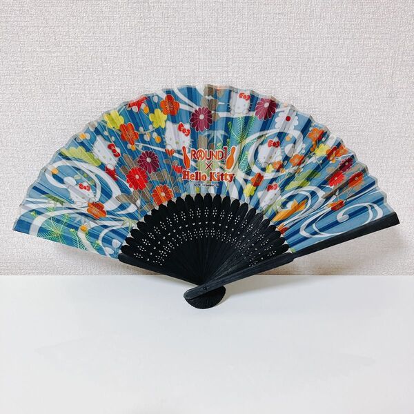 【新品未使用】ROUND1 ハローキティ 和柄扇子
