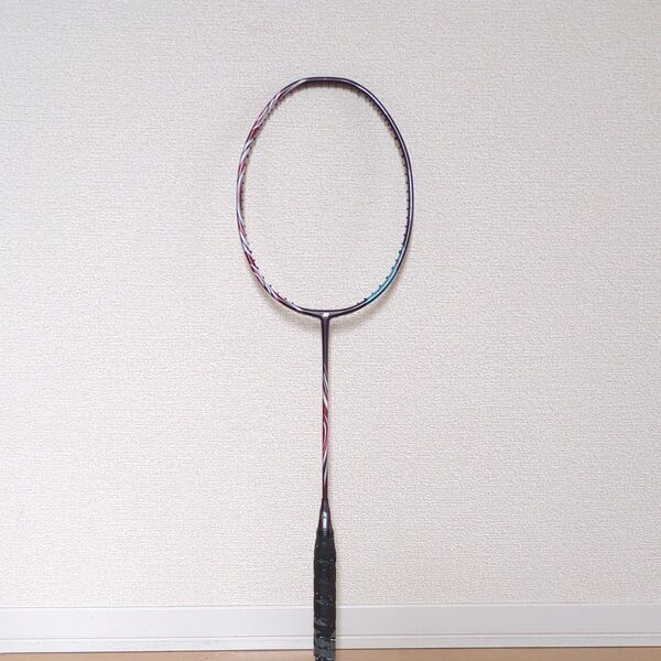 YONEX ASTROX 100ZZ 4UG5