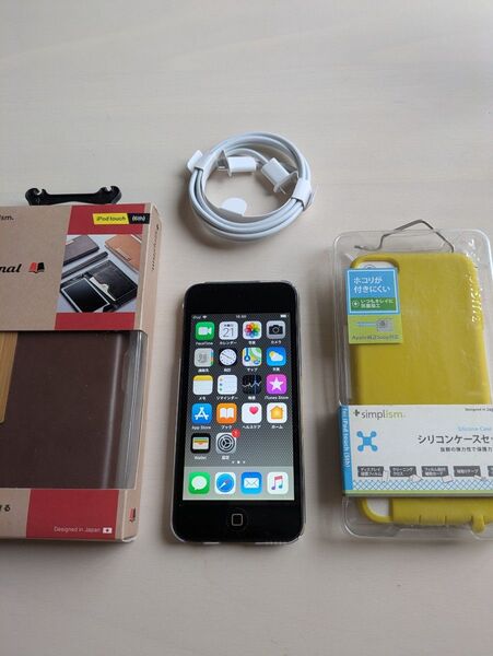 ケース2種付き Apple iPod touch 6世代 32ギガ