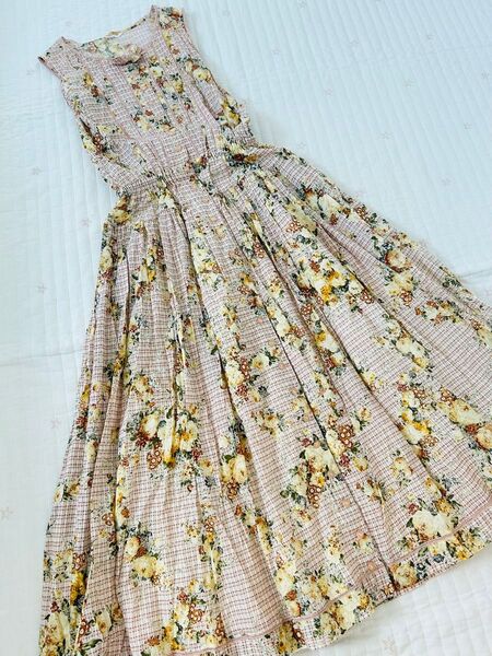 インゲボルグ 綿ローン ワンピース ノースリーブ 花 チェック ペチ リボン