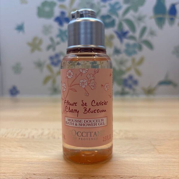 ロクシタン シャワージェル チェリーブロッサム 75ml 新品未使用