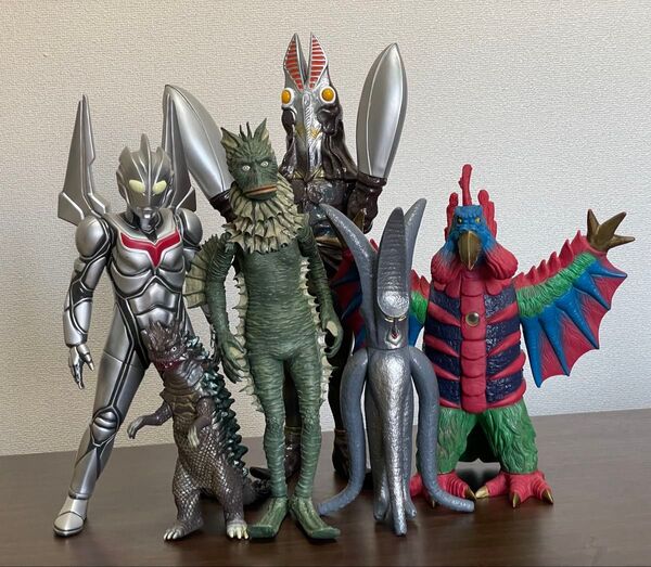 ウルトラマン ソフビ フィギュア ホビー デビルマン 怪獣