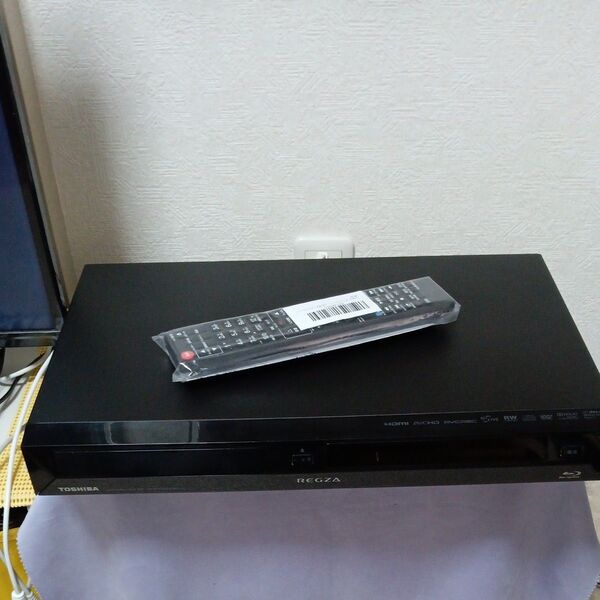 895/東芝REGZAHDD ブルーレイディスクレコーダー 2011年 D-BZ510 320GB W録画 ハイビジョン録画