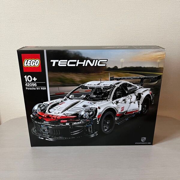 【未開封品】レゴ テクニック 42096 ポルシェ 911 RSR