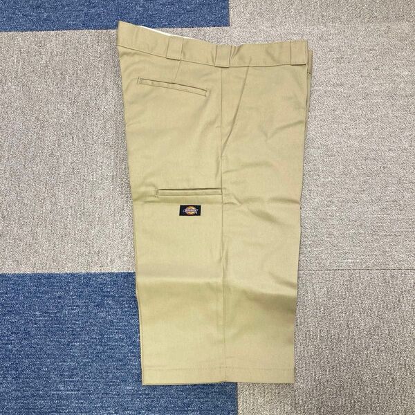 未使用 Dickies WR824 W32 Relaxed Fit カーキ ハーフパンツ ワークショーツ