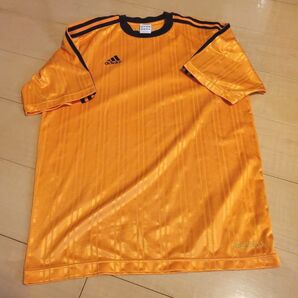 adidas サッカーシャツ オレンジ×ブラック 2006着限定 オランダTシャツ