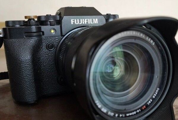 FUJIFILM X-T4 & XF16-80mm