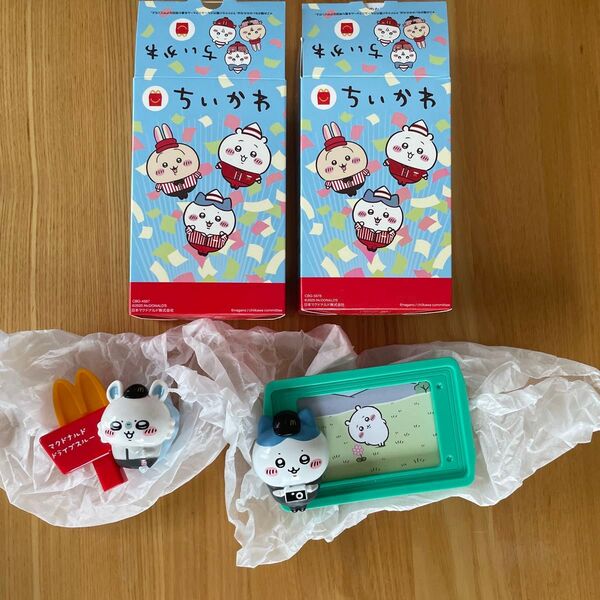 ちいかわ マクドナルド ハッピーセット ハチワレ トレイのフォトフレーム モモンガ えんぴつキャップ