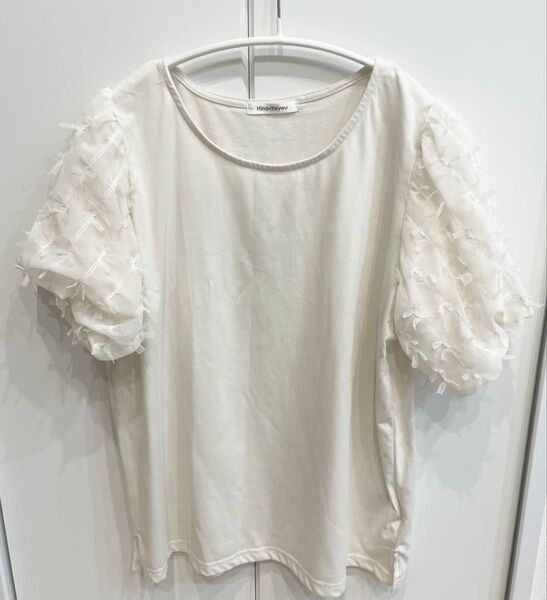 【お値下げ】パフスリーブ Tシャツ リボン風 チュール ホワイト アイボリー