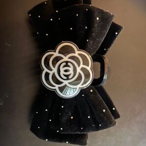 CHANEL 髪留め