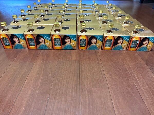 シーバスリーガル ミズナラ12年 ミニボトル 36本 池田エライザ 箱付き
