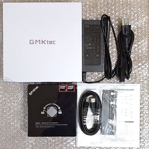 ほぼ新品☆ミニPC GMKtec Nucbox K8 Plus Ryzen 7 8845HS ベアボーン Win11 Pro