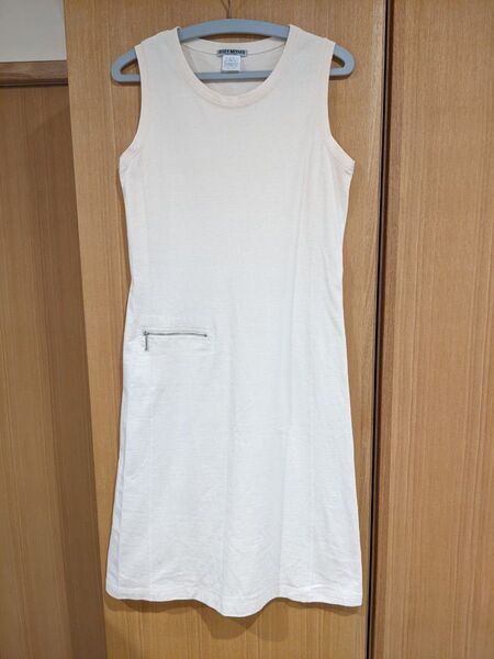 ISSEY MIYAKEワンピース アイボリーホワイト