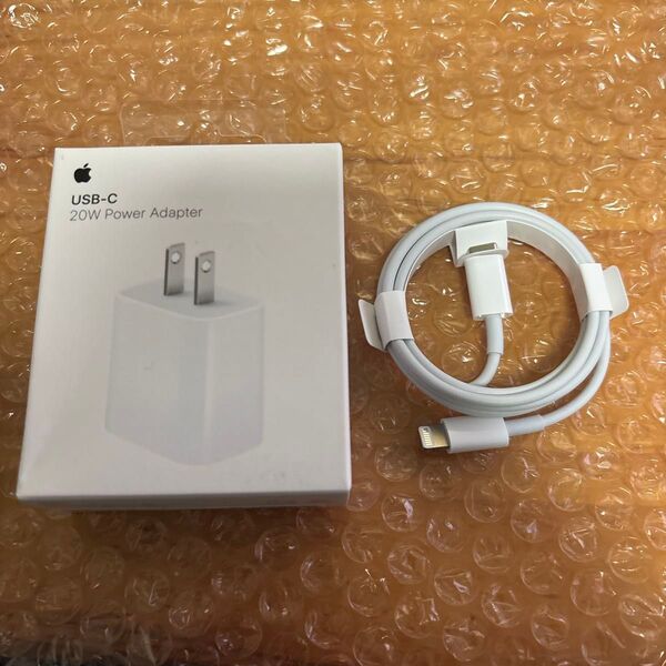 Apple USB-C電源アダプタ 20W USB-C Lightning ケーブル iPhone 充電器 純正