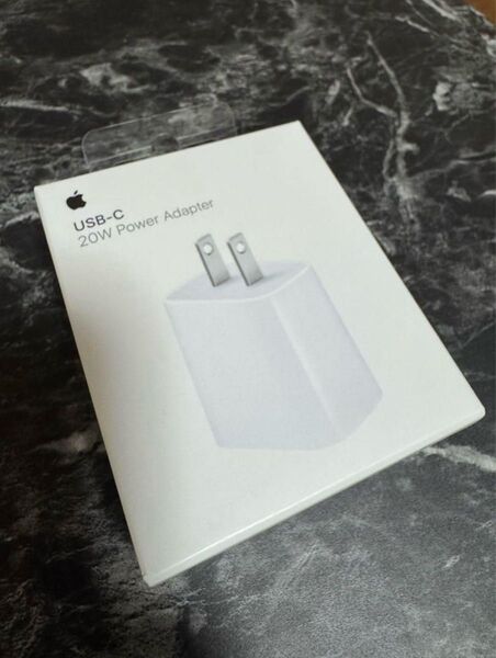 Apple純正 20W USB-C電源アダプタ A2305