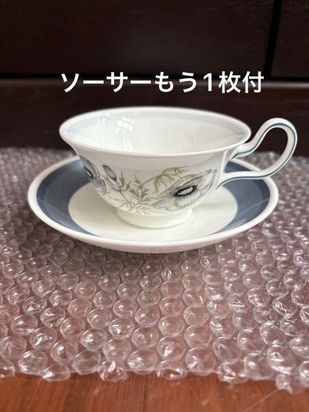 ウェッジウッド、カップ&ソーサー、グレンミスト、スージークーパー、黒壺 WEDGWOOD ティーカップ、ソーサー2枚