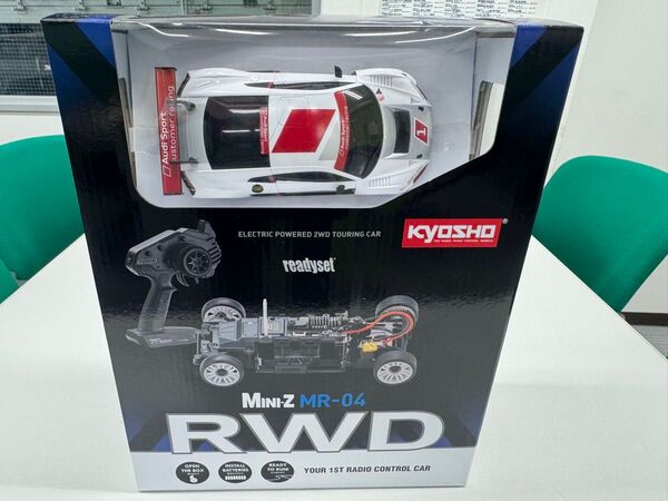 京商 ミニッツRWD レディセット Audi R8 LMS 2015 ホワイト ジャイロユニット付 MR04