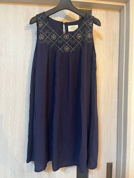 archives アルシーヴ 刺繍ビーズ ノースリーブミニワンピース.*チュニック ワンピ.*M