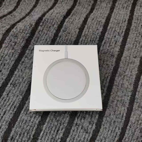 iPhone12 13 14 15 16 15W ワイヤレス MagSafe充電器 非純正