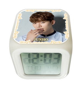 2PM JUNHO ジュノ光デジタル置き時計　時計 定形外可 007