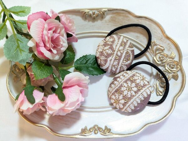 インド刺繍ヘアゴムくるみボタン2個セット