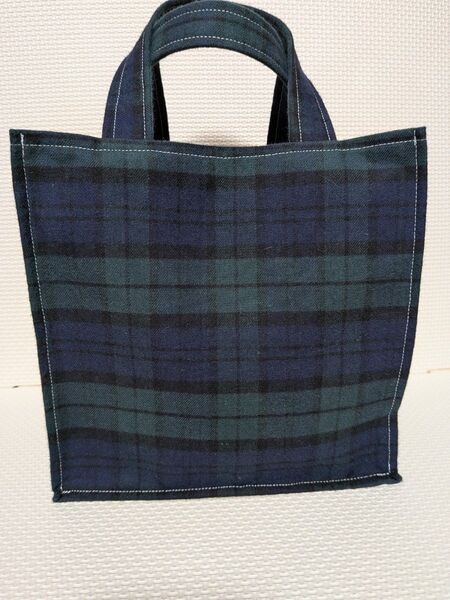 スクエアトートバック ハンドメイド お弁当バックなど… グリーンのチェック柄