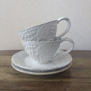 【2組】新品 美濃焼 紫陽花 ティーカップ ケーキ皿 セット ホワイト