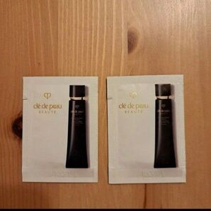 《クレドポーボーテ》ヴォワールマティフィアンリサン (化粧下地) クレポー Cle de Peau BEAUTE 毛穴レス