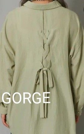 GORGE ゴージ オリーブグリーン 長袖 ボタンアップシャツ