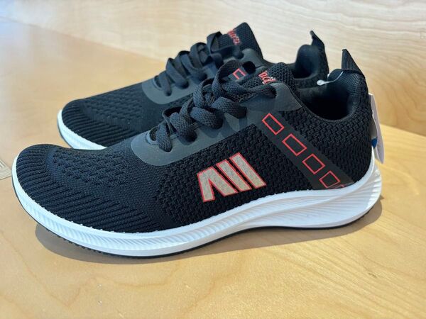 ■新品■メンズスニーカー■25.5■BLK