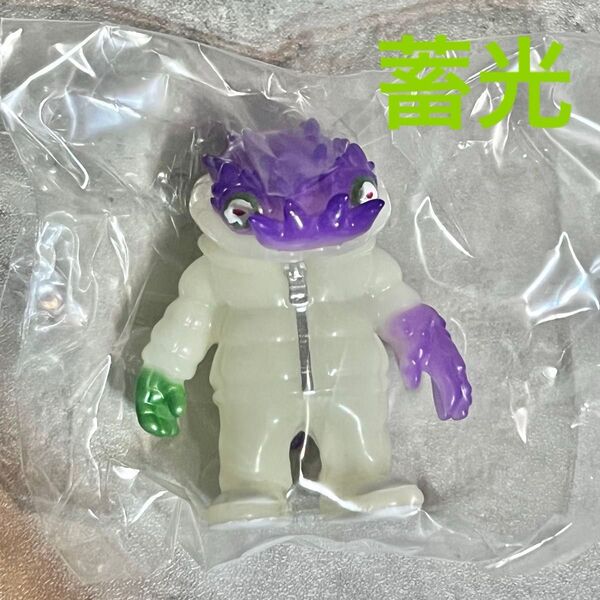 クトゥルフオイドイカリ ギャロミ GYAROMI コレクション マスコット フィギュア VAG ガチャ 怪獣 ホワイト 蓄光