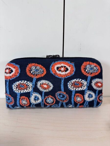 ⑨ハンドメイド ミナペルホネン長財布
