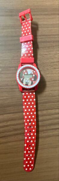 【Disney World購入】ディズニーミニーマウス 腕時計 赤 ジャンク品