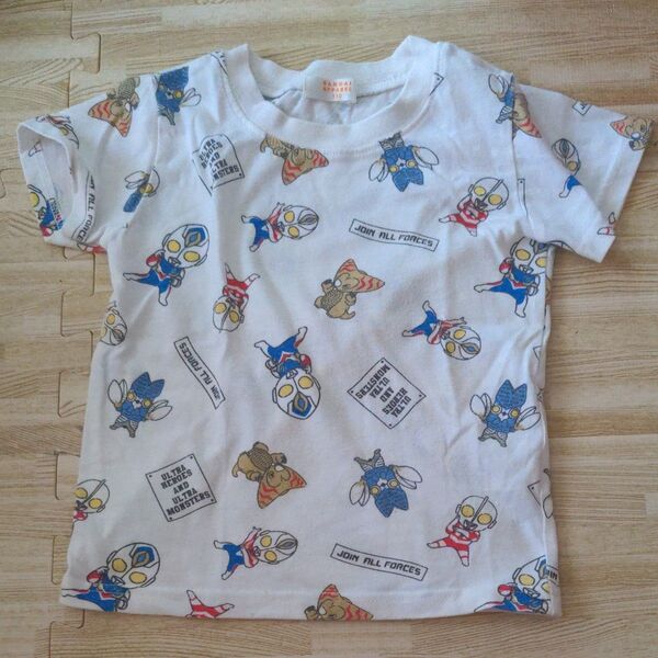 ウルトラマン Tシャツ