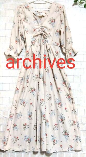 【archives☆アルシーヴ】V カラーフラワープリント柄 ロングワンピース ベージュ 胸元リボン ウエストゴム F