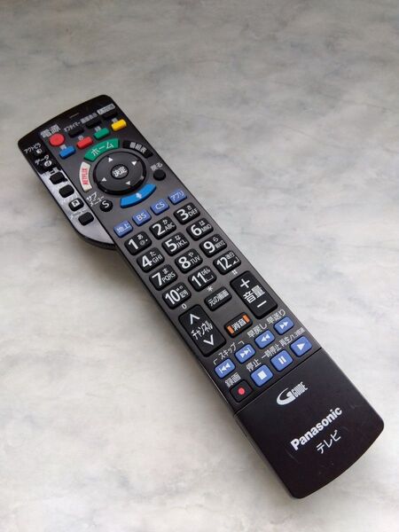Panasonic純正 TVリモコンN2QBYB000045 中古美品 278A